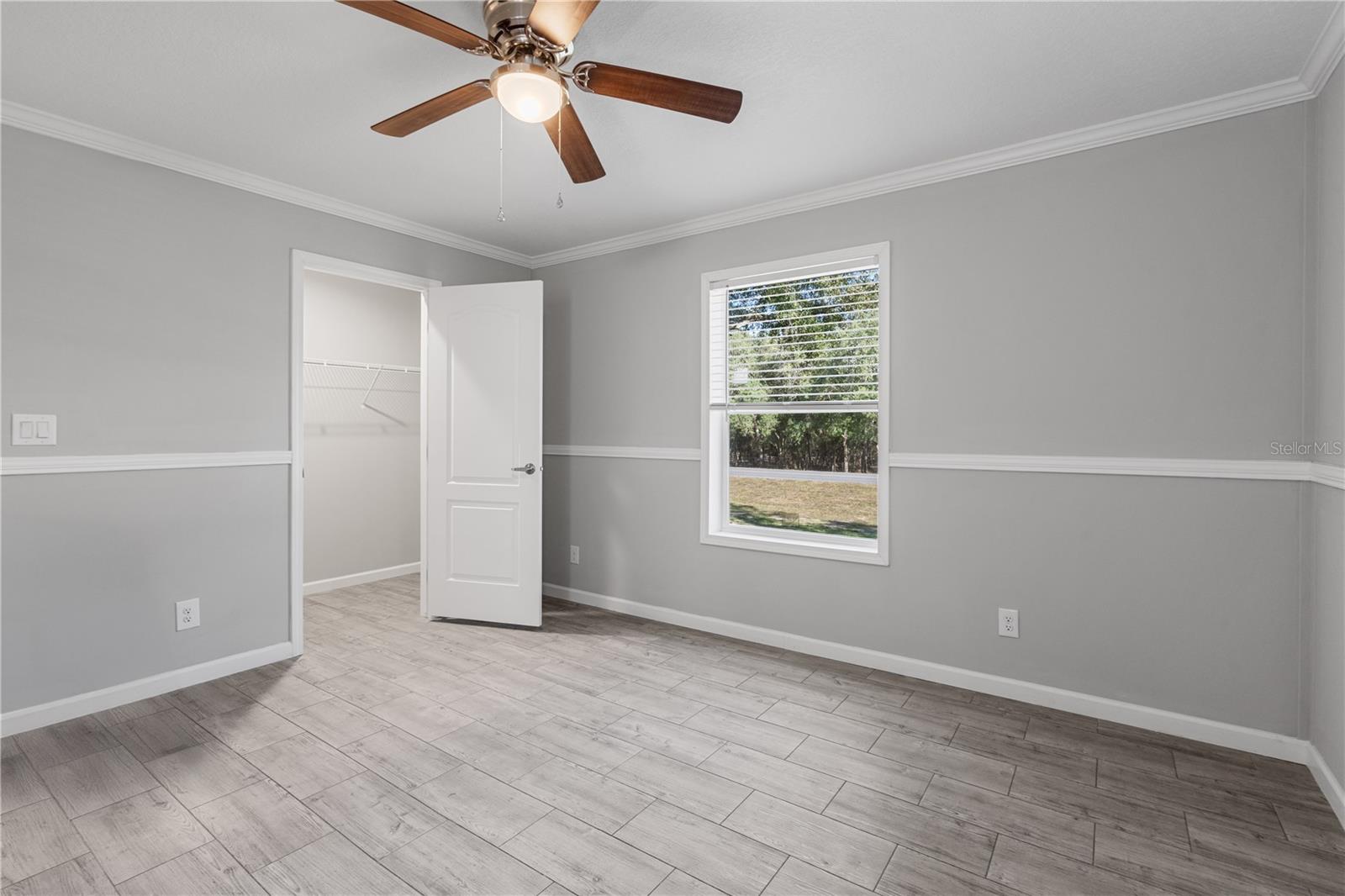 Image 22 of 34 For 7990 121 Street