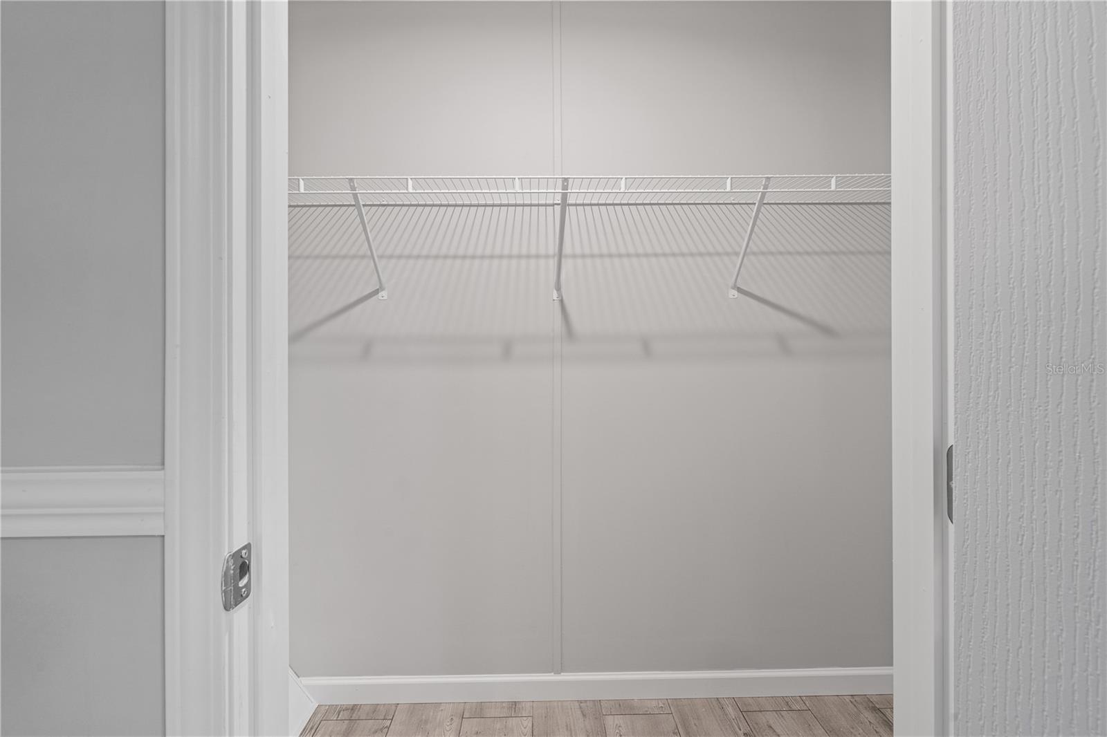 Image 23 of 34 For 7990 121 Street