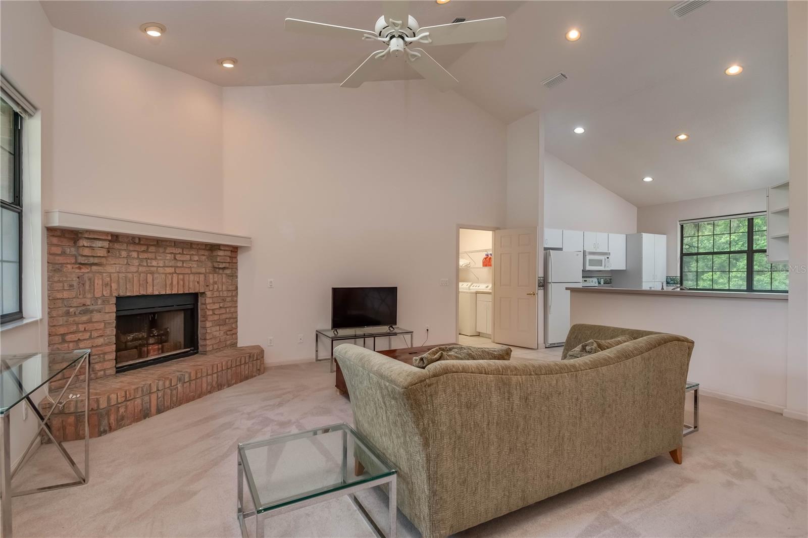 Image 34 of 47 For 5951 21st Avenue Road