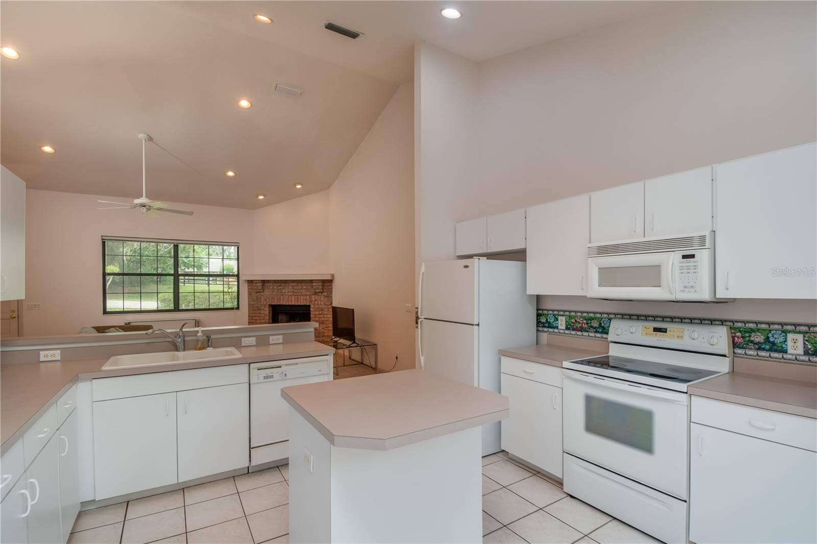 Image 38 of 47 For 5951 21st Avenue Road