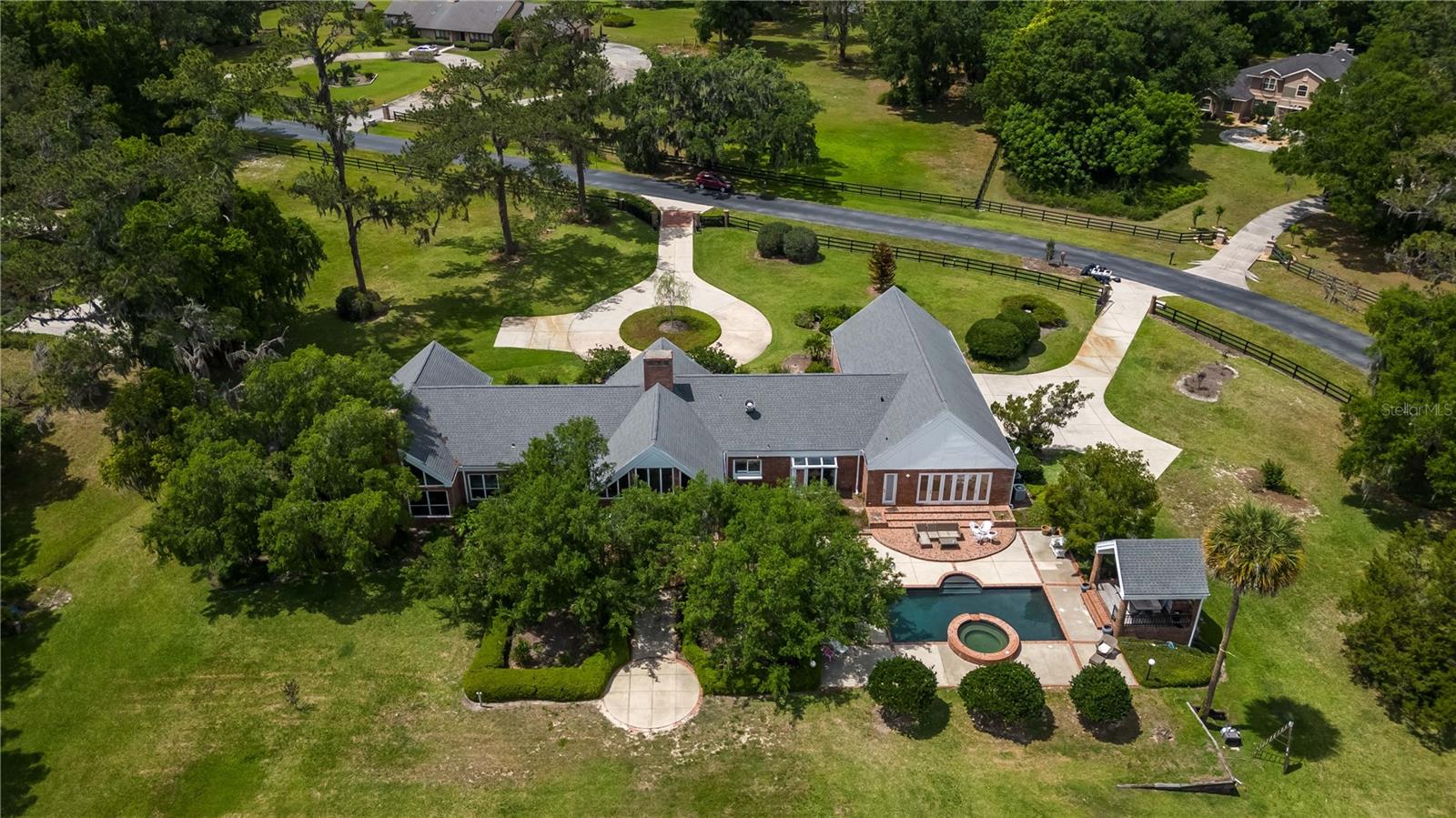 Image 6 of 47 For 5951 21st Avenue Road