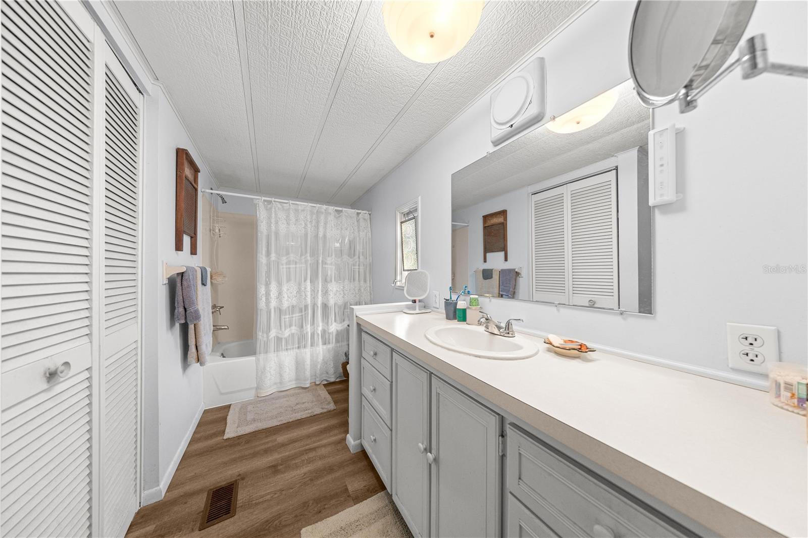 Image 20 of 43 For Address Not Provided