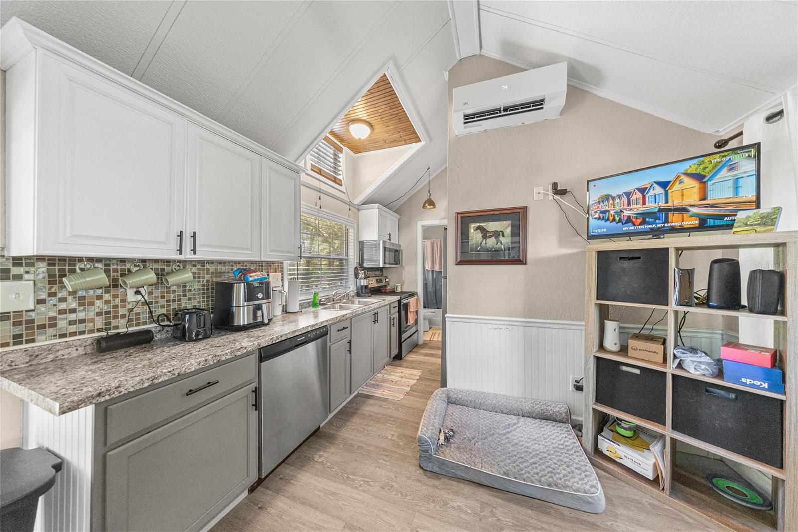 Image 38 of 43 For Address Not Provided