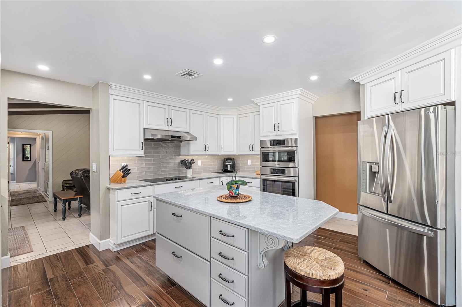 Image 13 of 92 For 7509 93rd Street Road