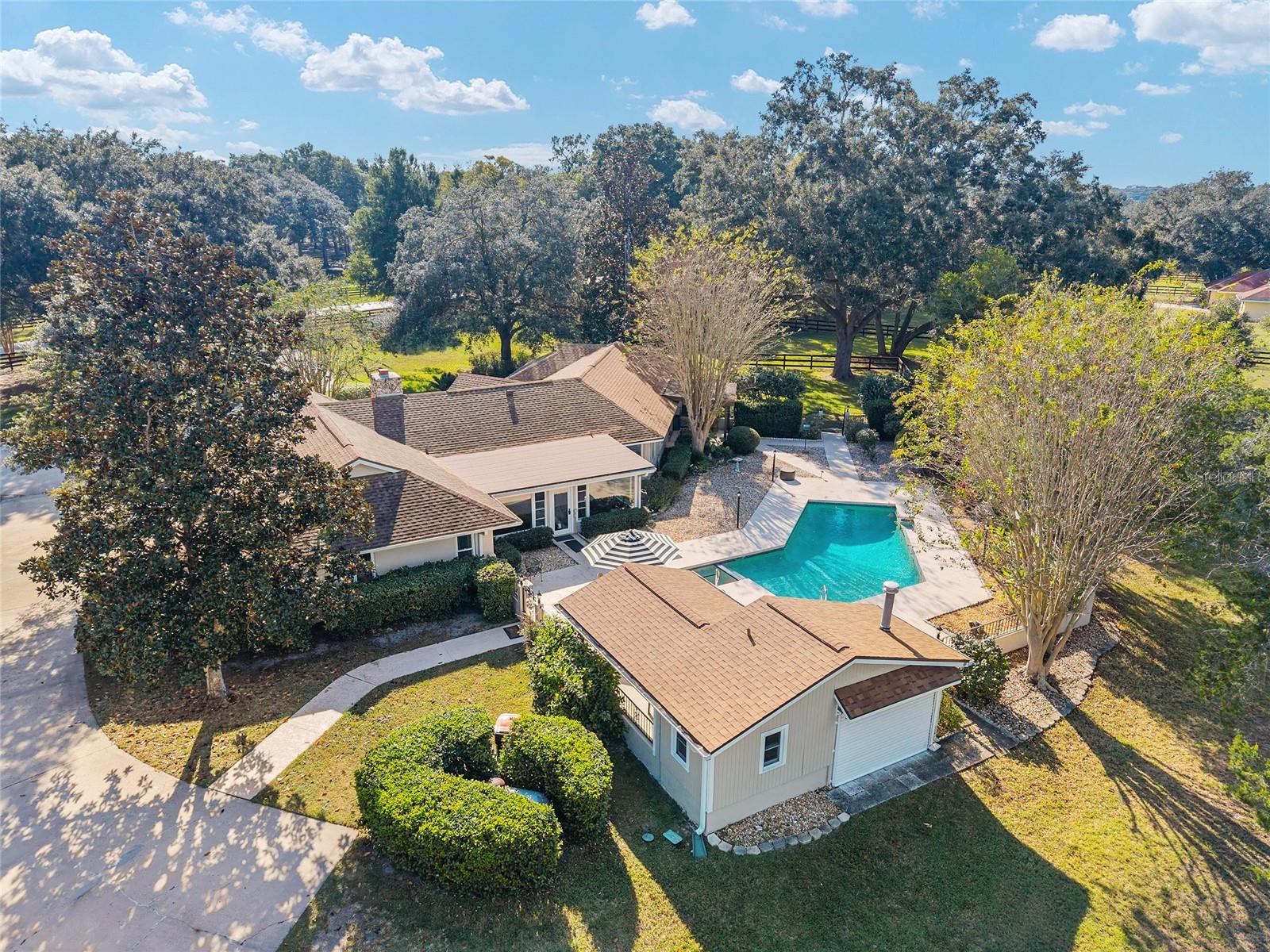 Image 4 of 92 For 7509 93rd Street Road