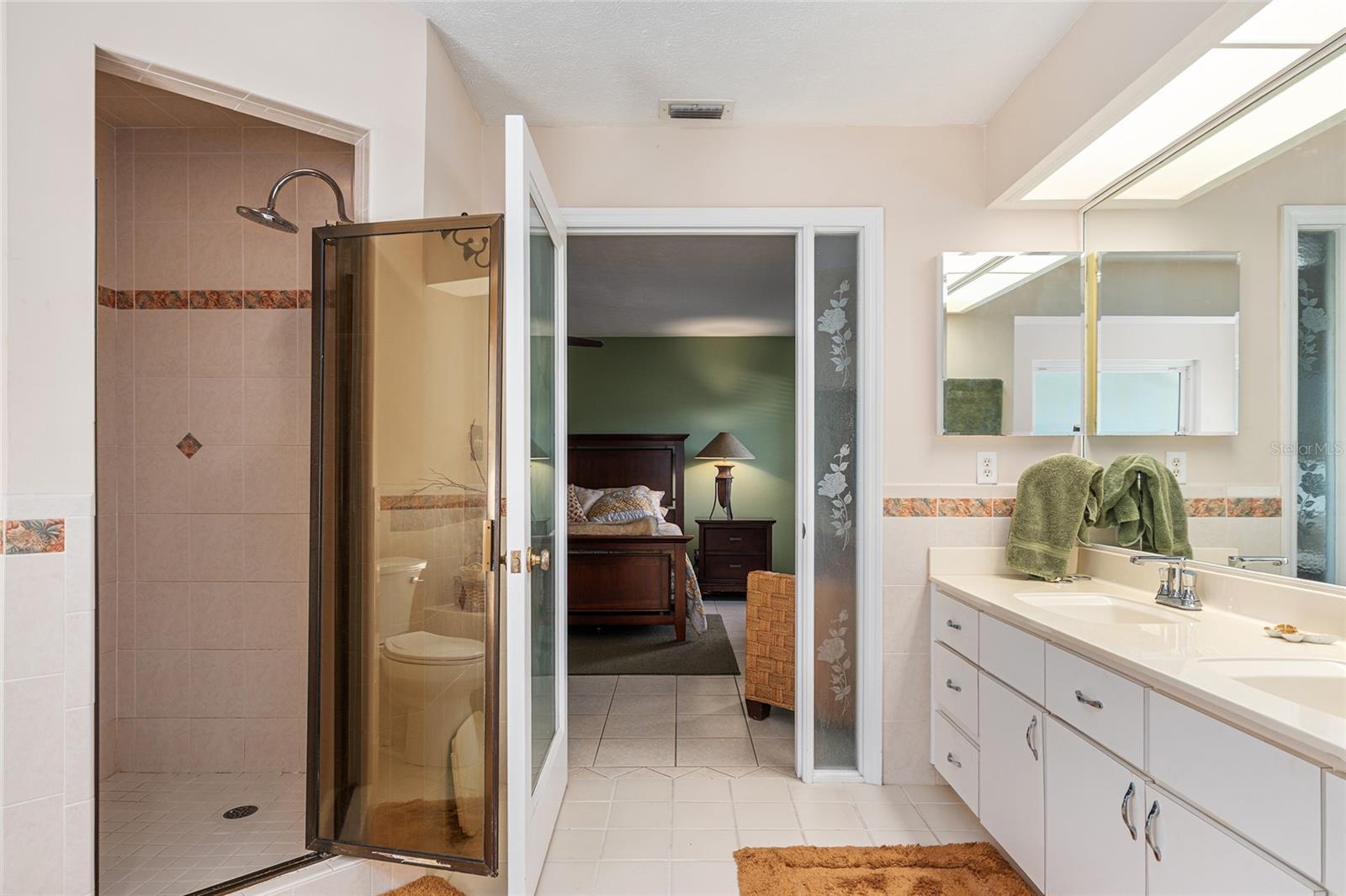 Image 40 of 92 For 7509 93rd Street Road