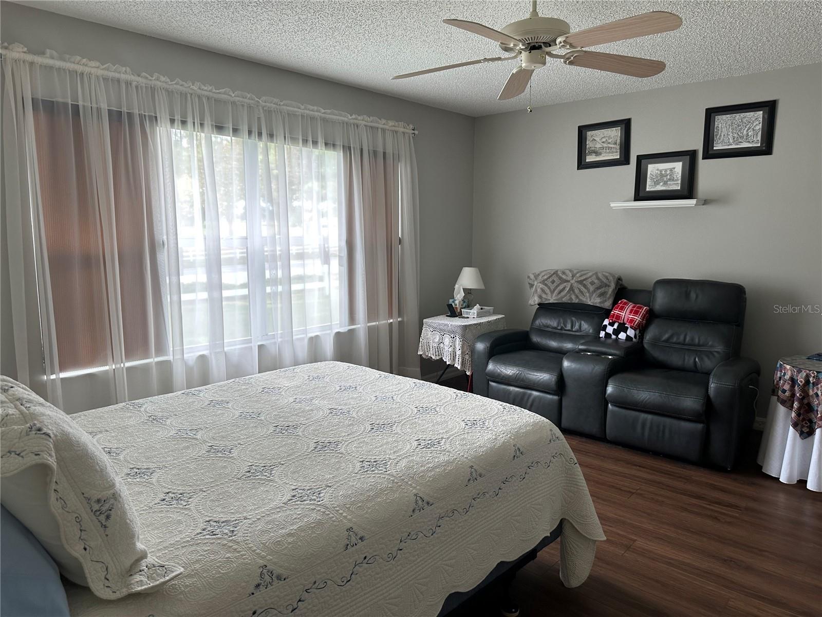 Image 22 of 40 For 9602 93rd Loop