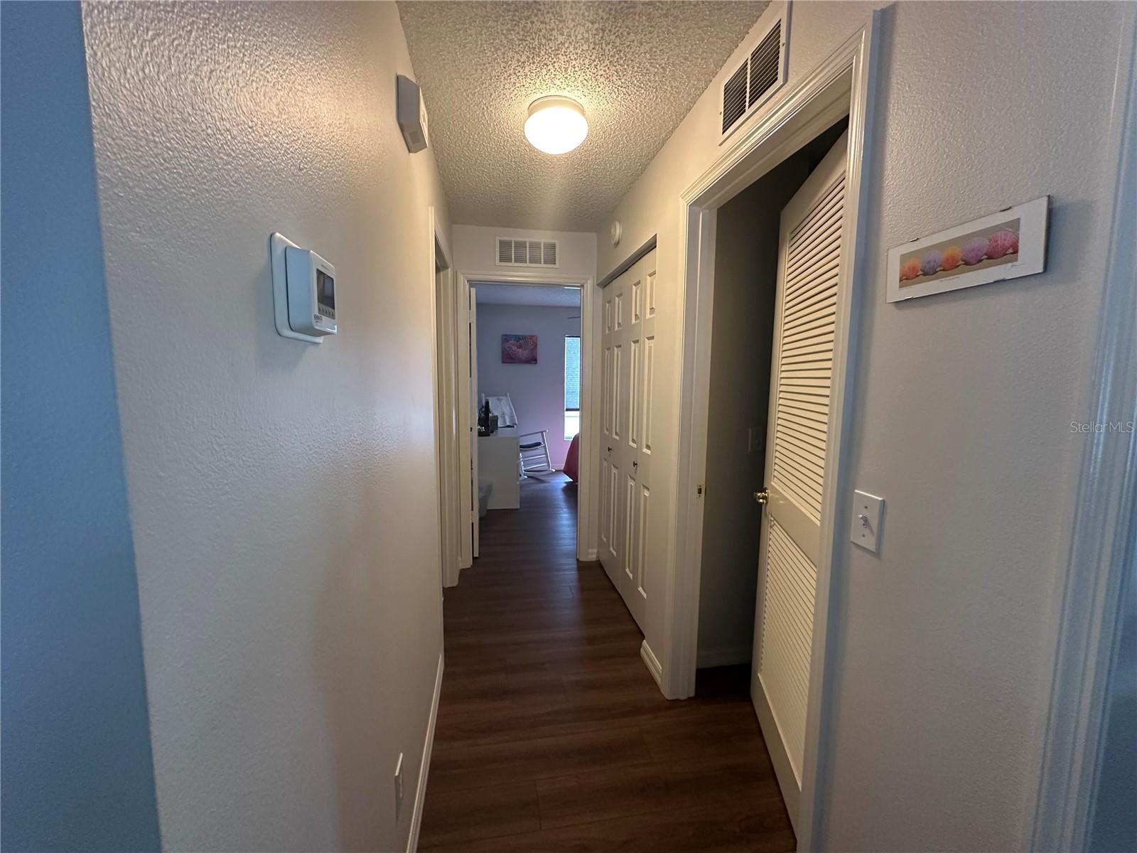 Image 28 of 40 For 9602 93rd Loop