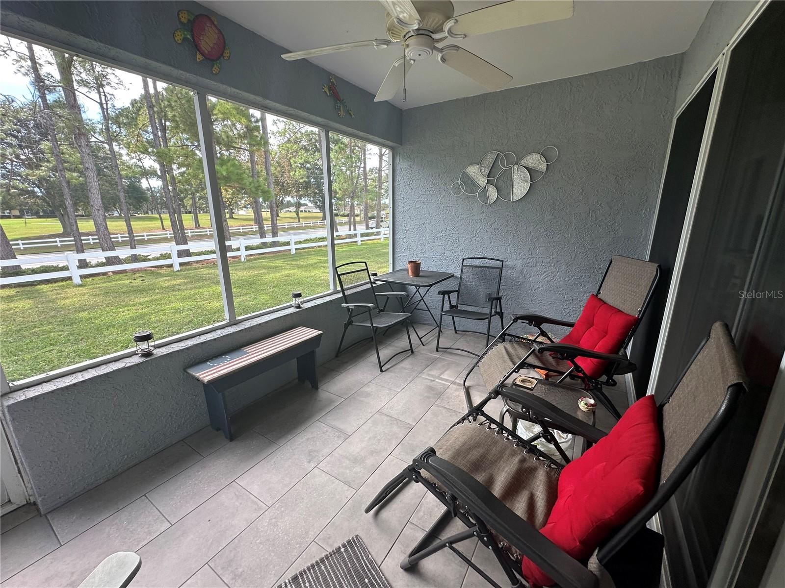 Image 33 of 40 For 9602 93rd Loop