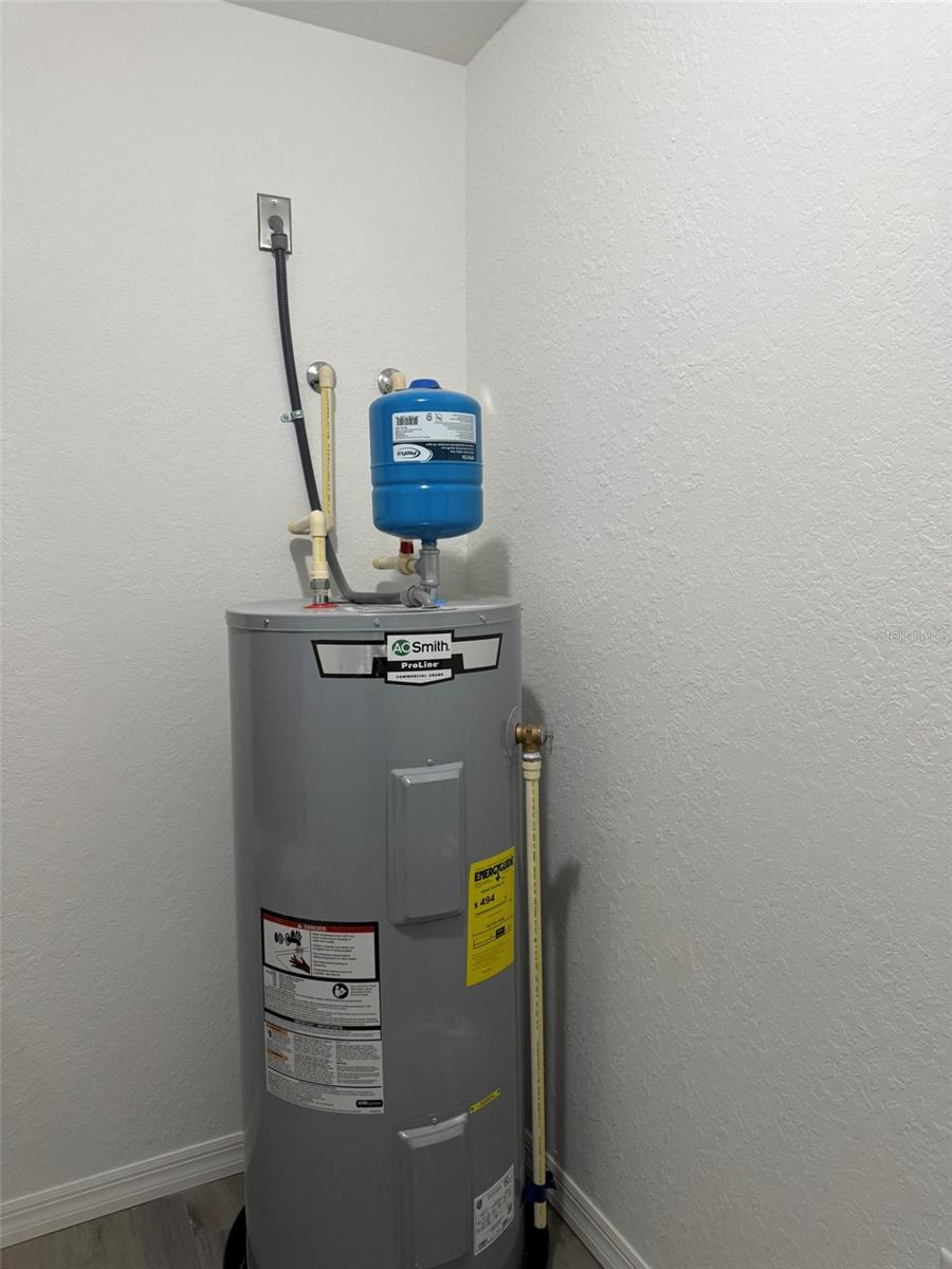 Image 6 of 15 For 9541 Travis Drive A