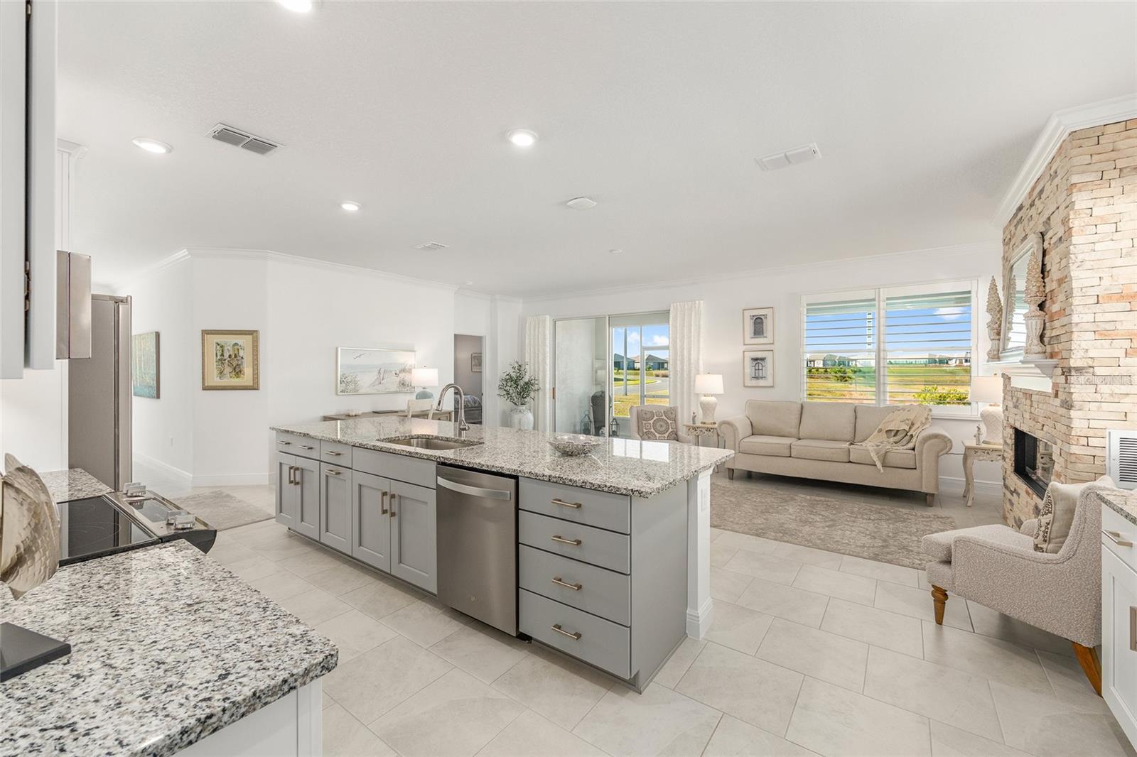 Image 20 of 45 For 7136 86th Avenue