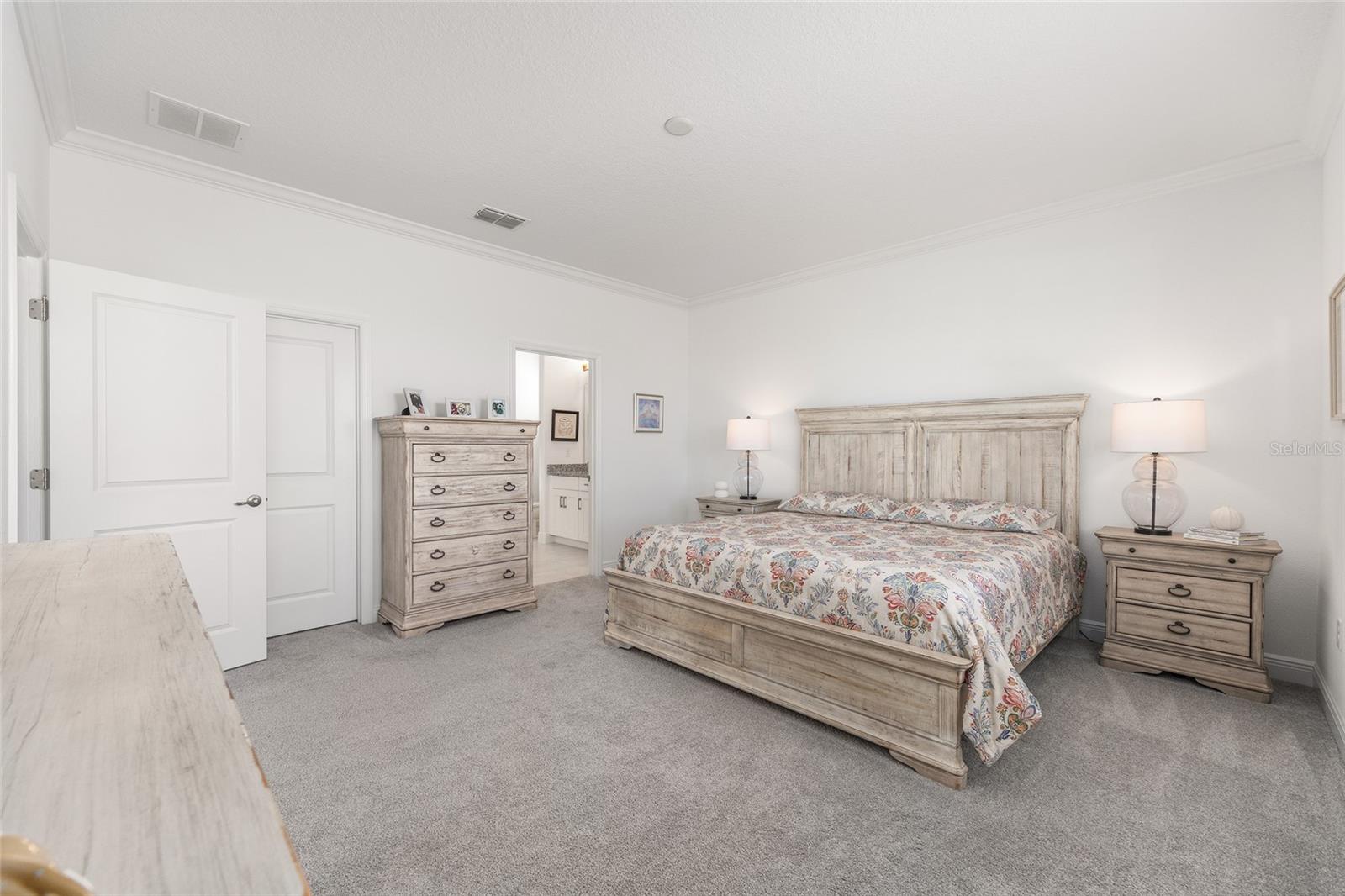 Image 24 of 45 For 7136 86th Avenue