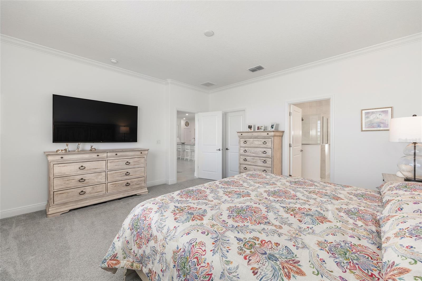 Image 26 of 45 For 7136 86th Avenue