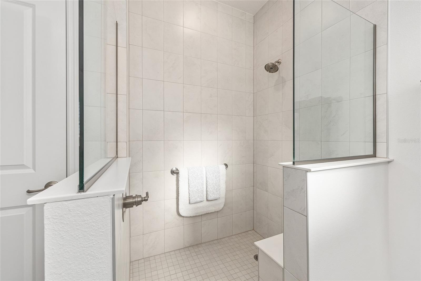 Image 28 of 45 For 7136 86th Avenue