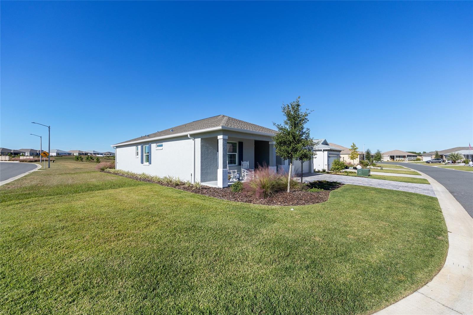 Image 4 of 45 For 7136 86th Avenue