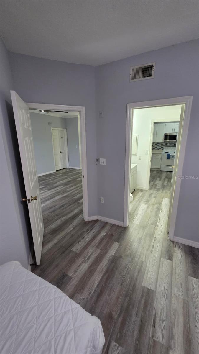 Image 11 of 21 For 3714 Palm Desert Lane 5325