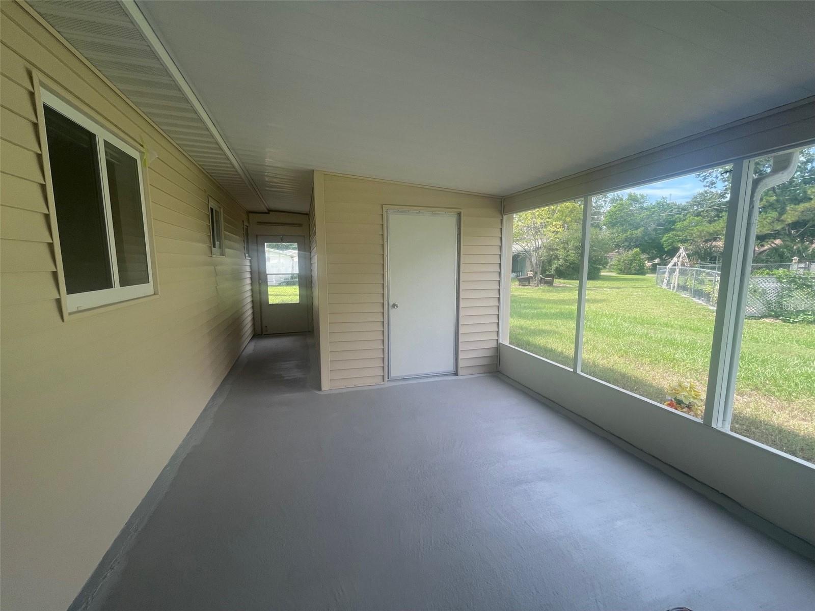 Image 16 of 22 For 10028 88th Terrace