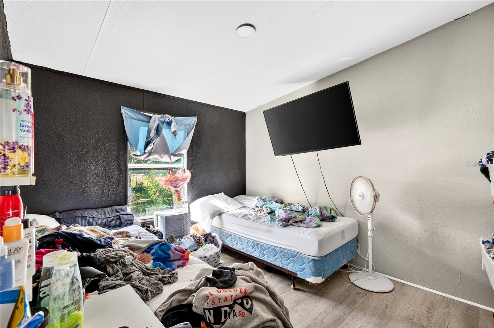 Image 21 of 34 For 6766 1st Place