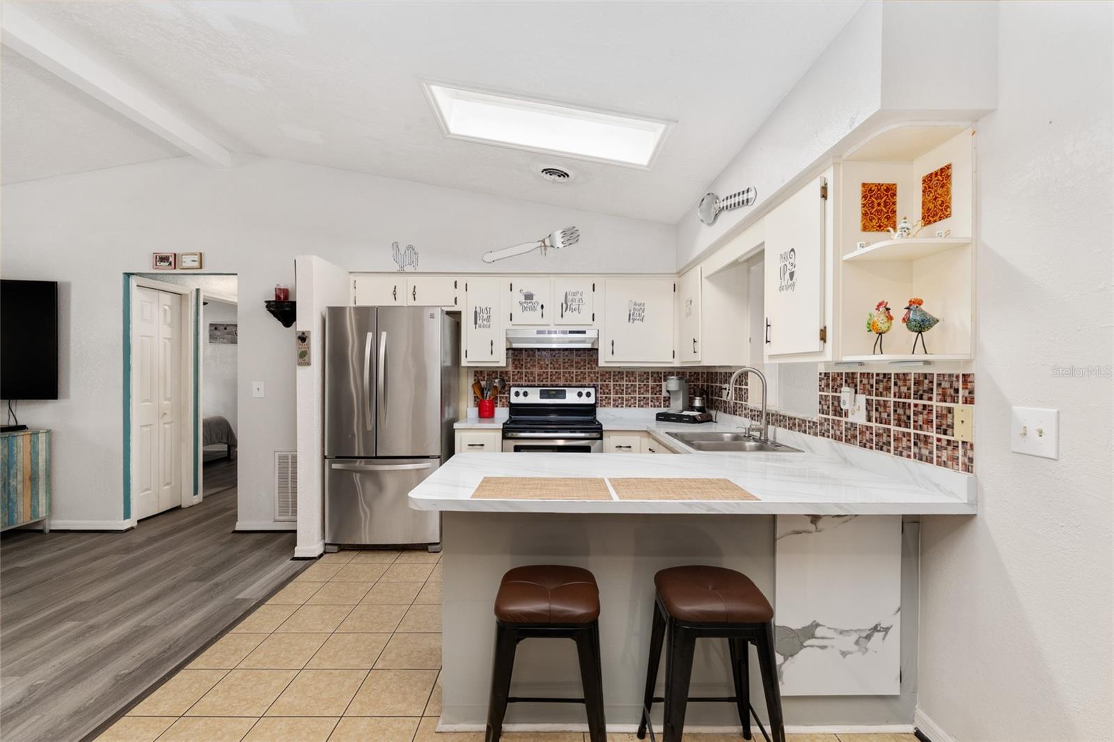 Image 24 of 67 For 4793 62nd Avenue