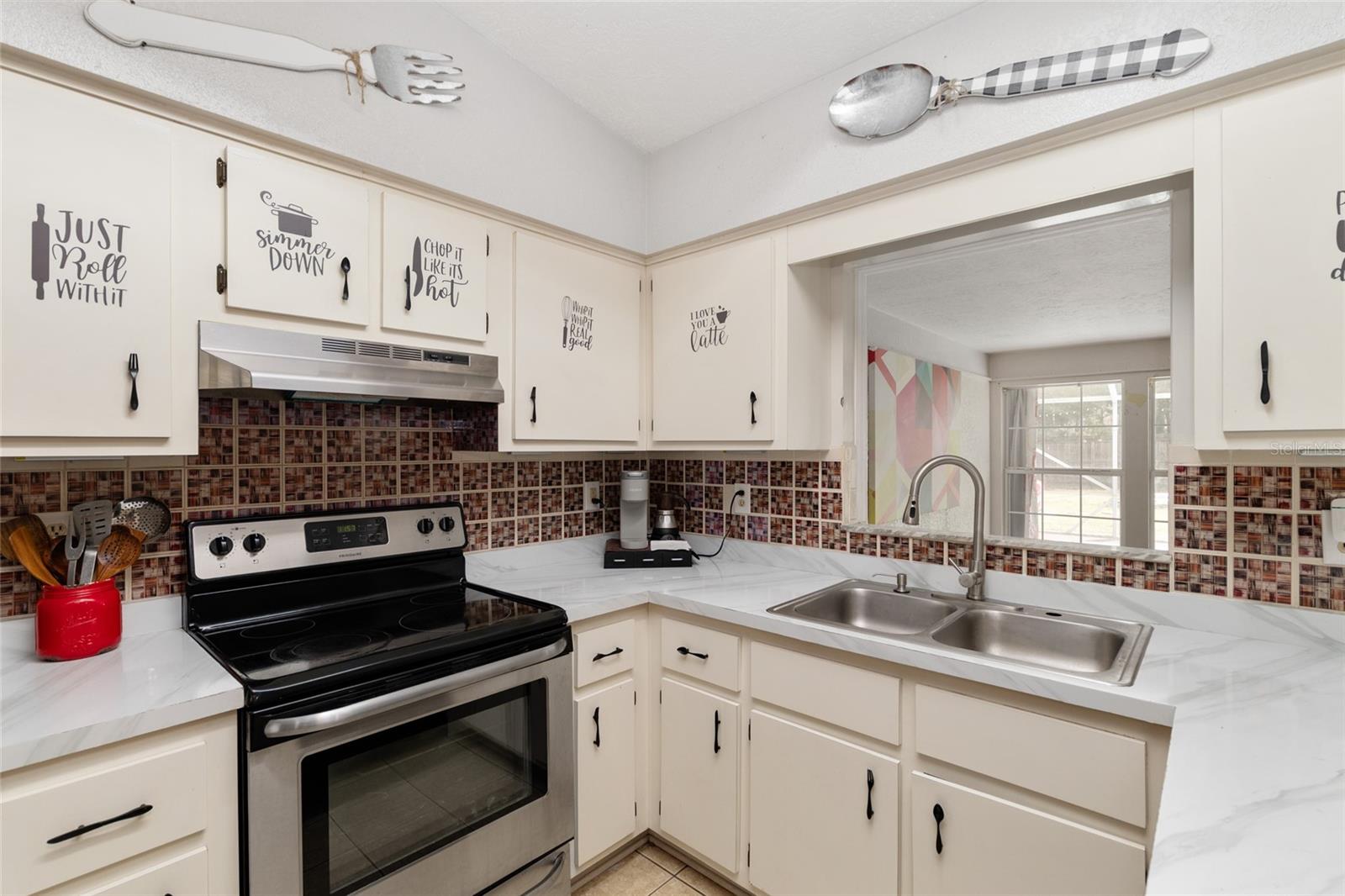 Image 27 of 67 For 4793 62nd Avenue