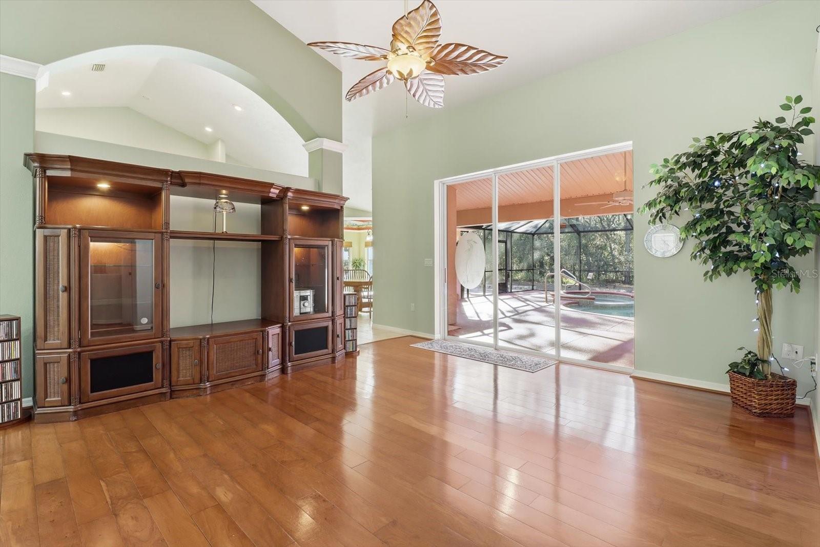 Image 7 of 45 For 4488 Capistrano Loop