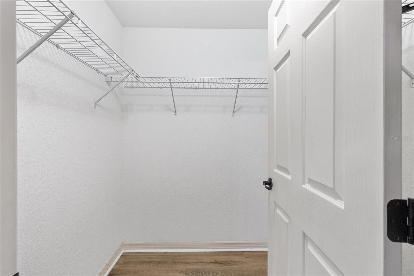 Image 19 of 26 For 16624 31 Circle