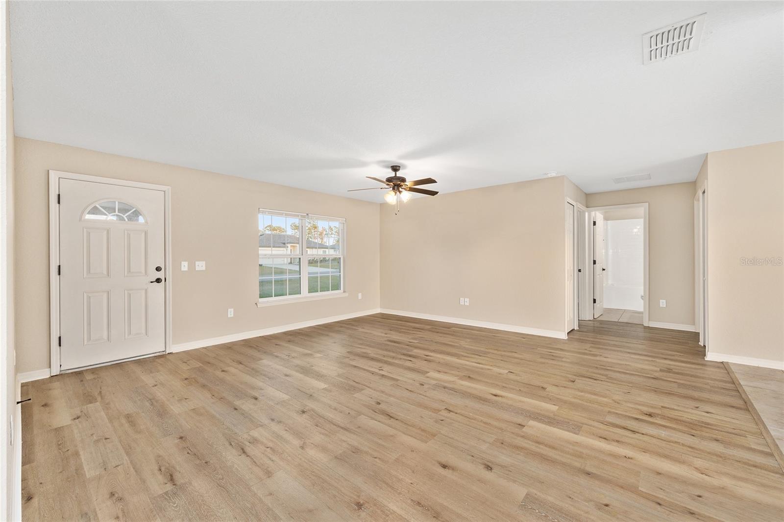 Image 7 of 26 For 16624 31 Circle