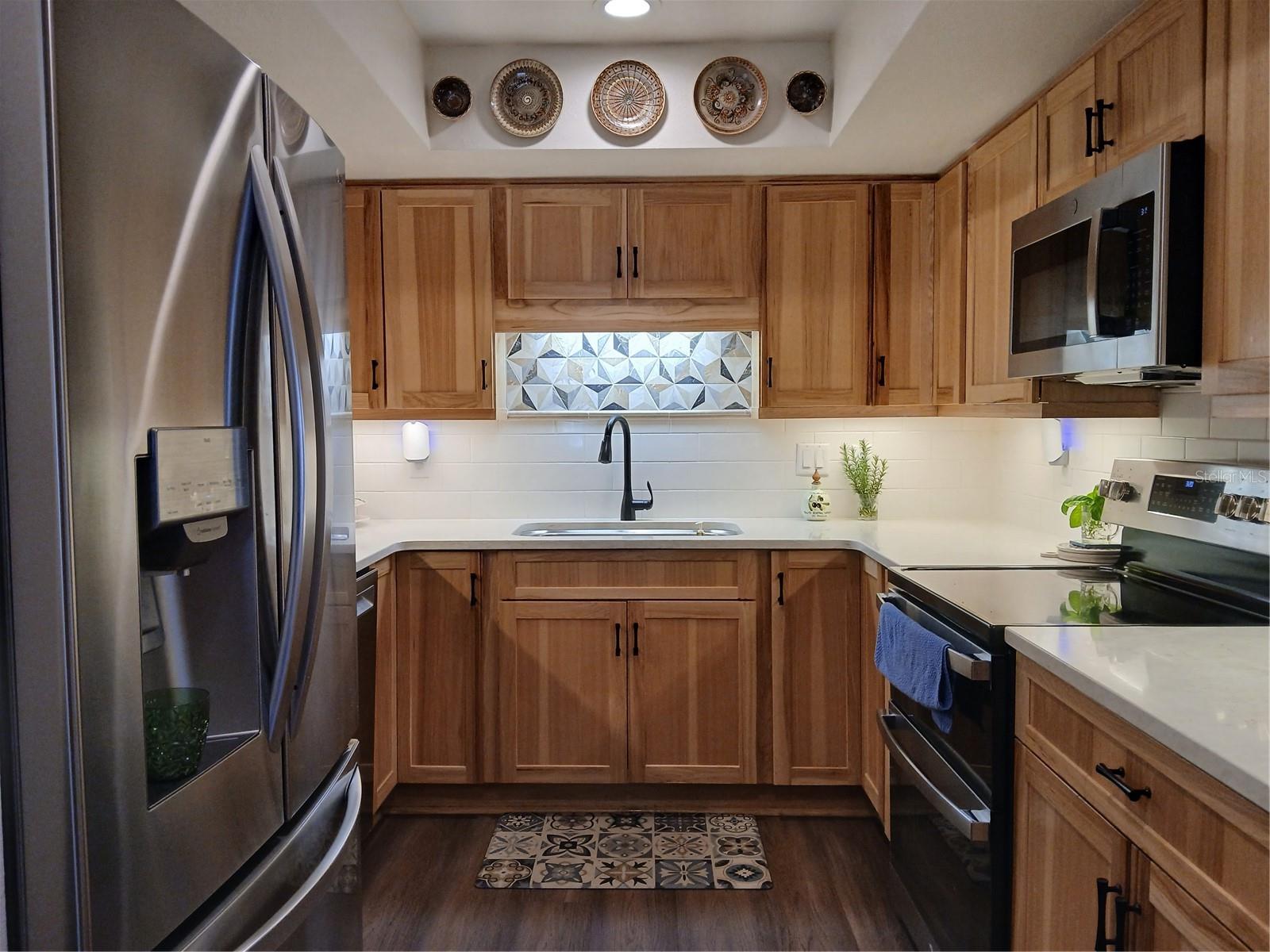 Image 12 of 53 For 695 Midway Drive A