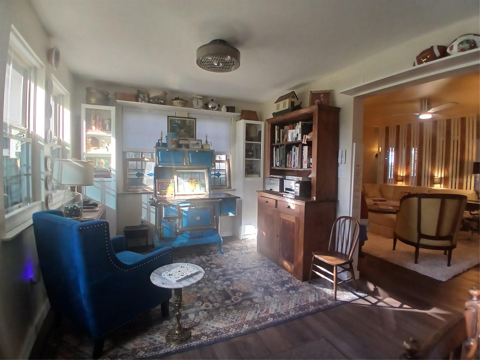 Image 22 of 53 For 695 Midway Drive A