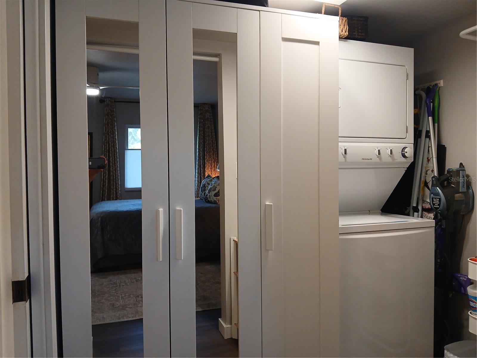 Image 27 of 53 For 695 Midway Drive A