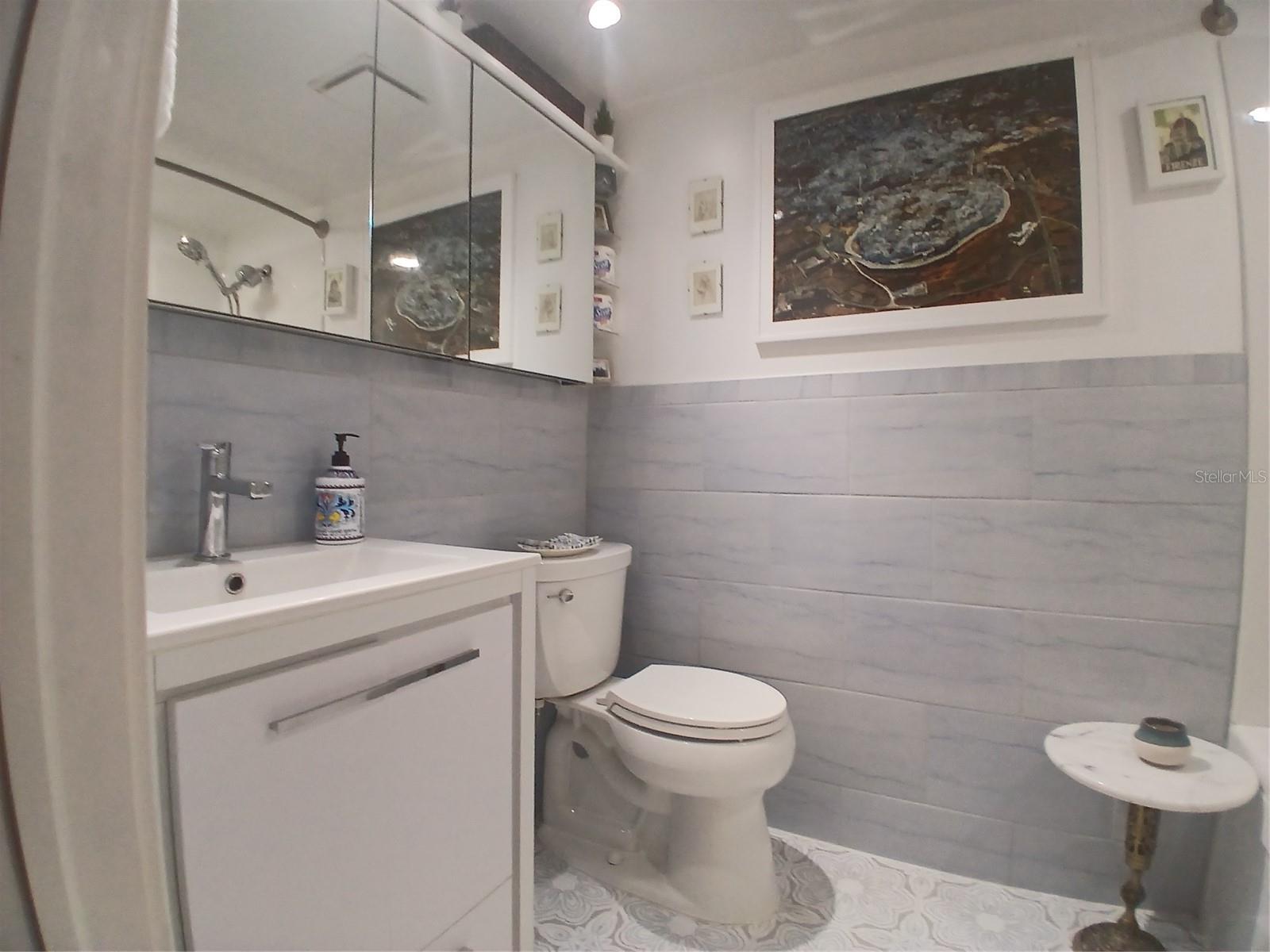 Image 33 of 53 For 695 Midway Drive A