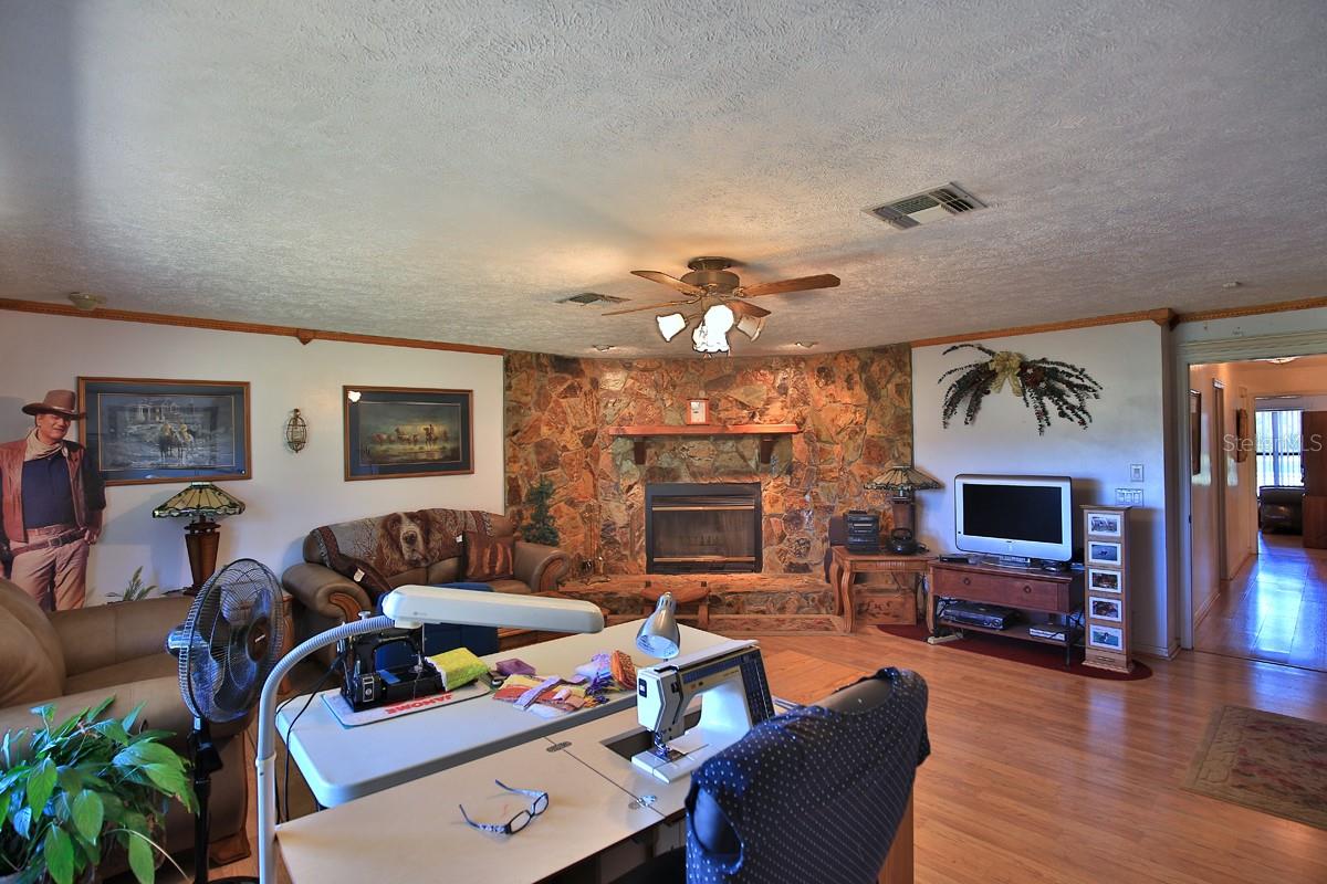 Image 16 of 46 For 2275 107th Place