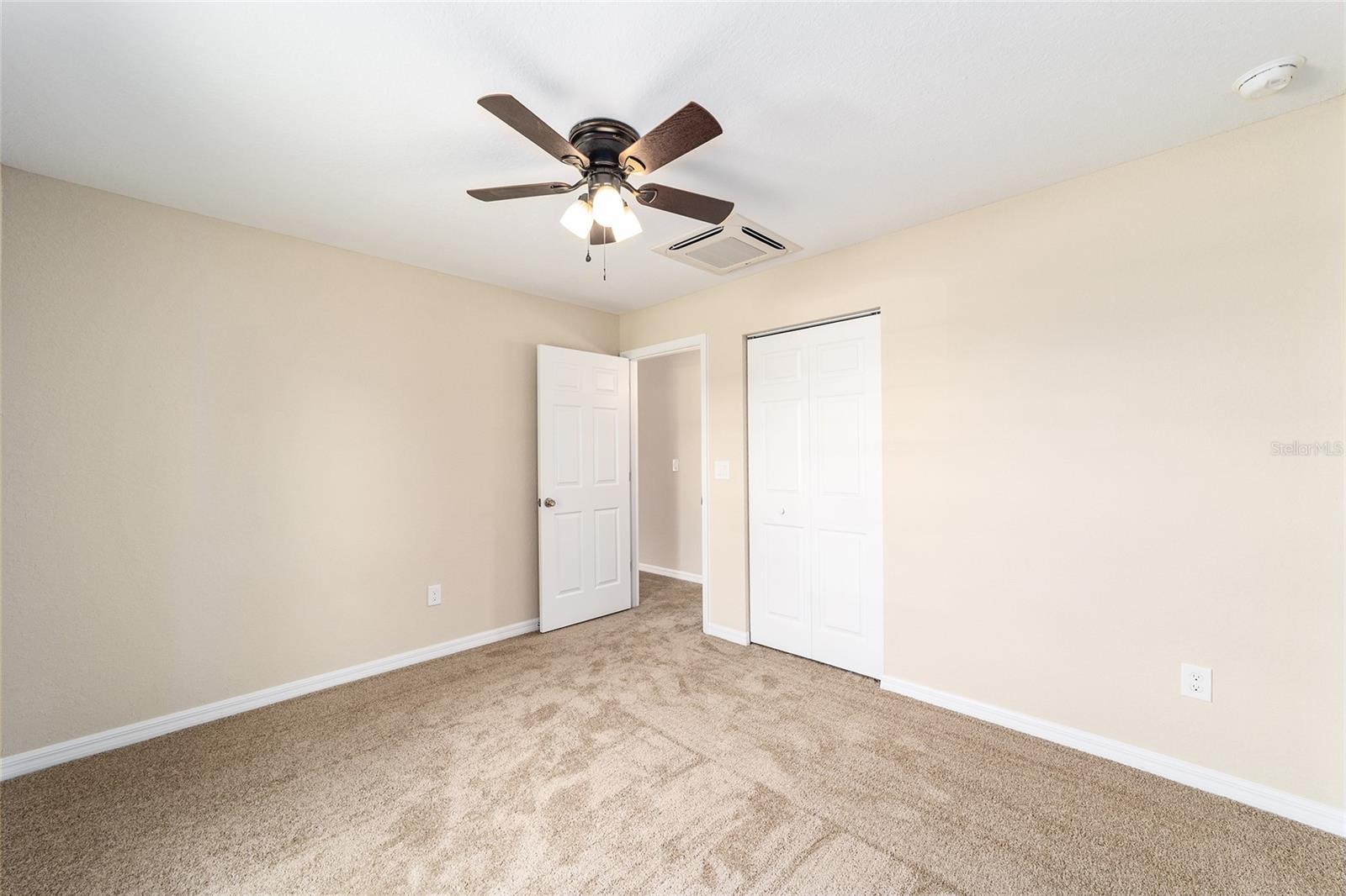 Image 10 of 14 For 194 Willow Road