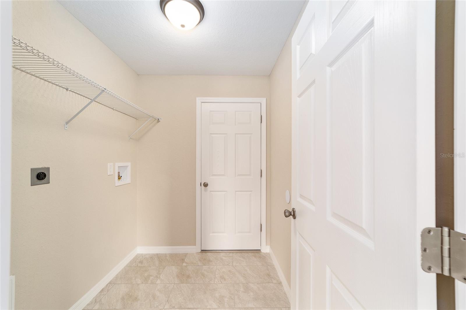 Image 11 of 14 For 194 Willow Road