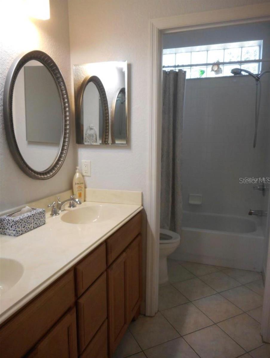 Image 36 of 57 For 41030 Oak Grove Road