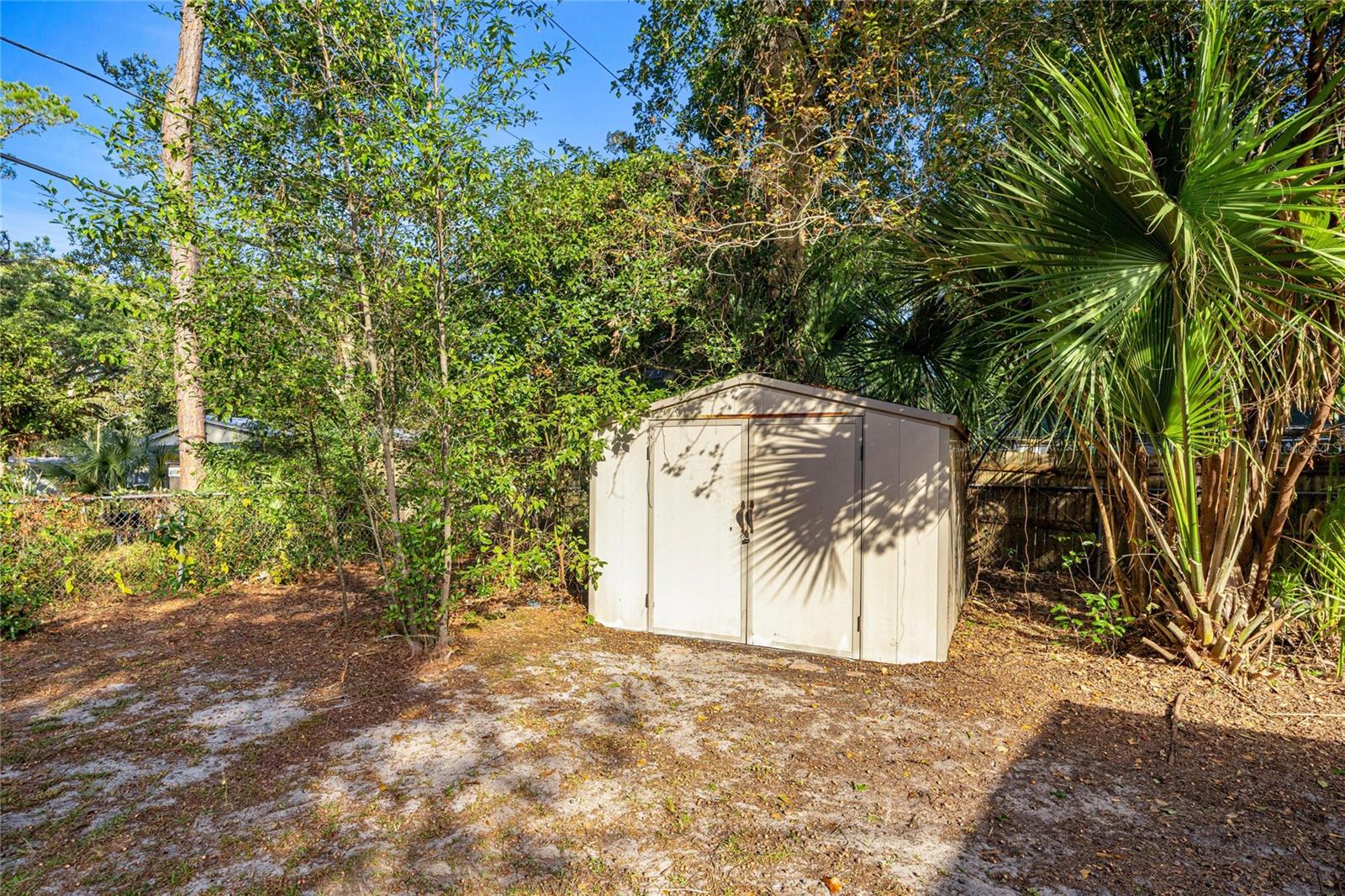 Image 35 of 39 For 2840 Ne 10th Dr