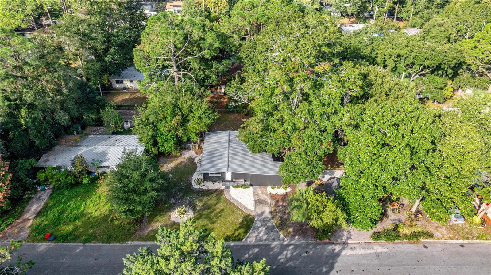 Image 37 of 39 For 2840 Ne 10th Dr