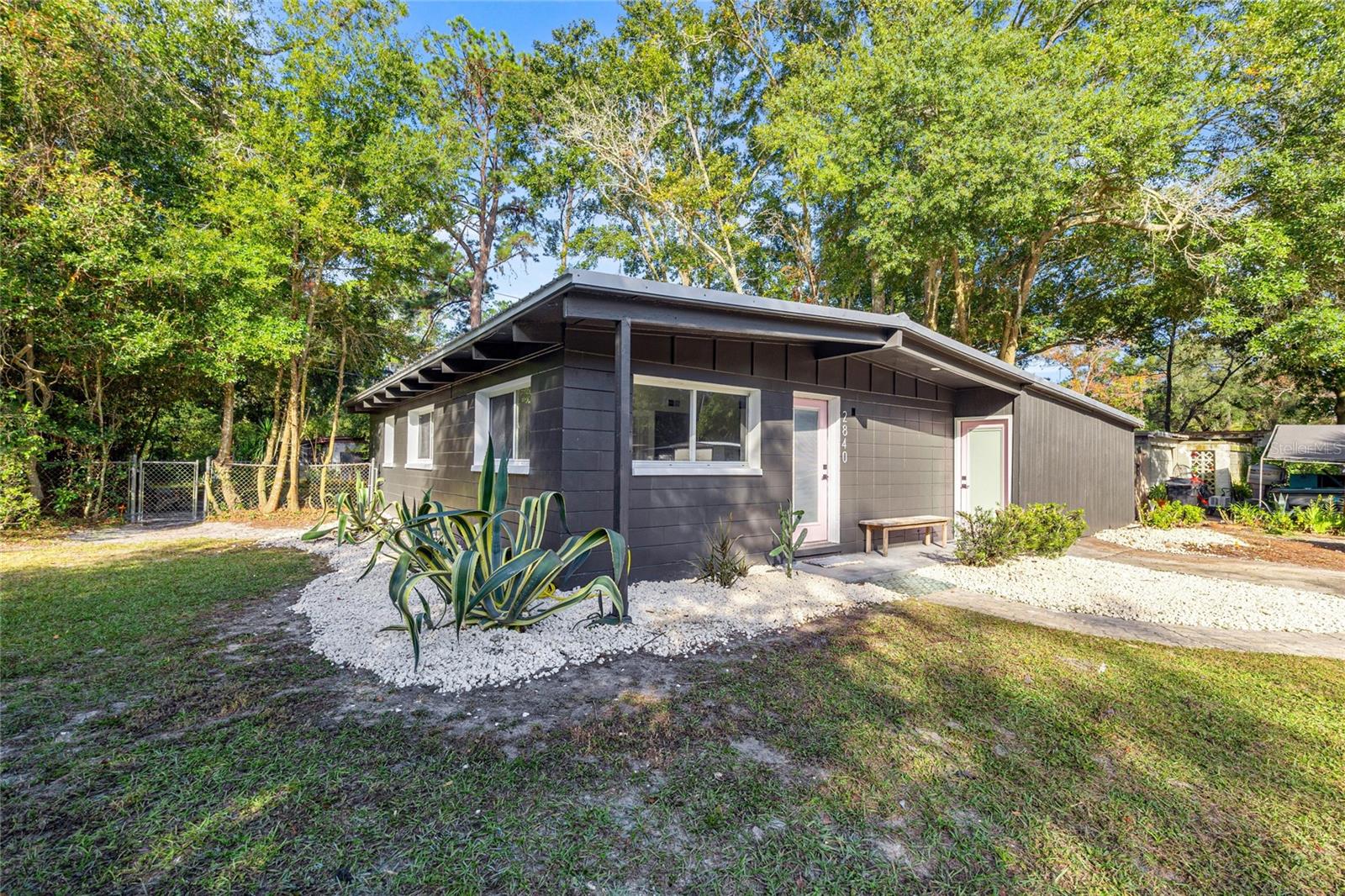 Image 8 of 39 For 2840 Ne 10th Dr