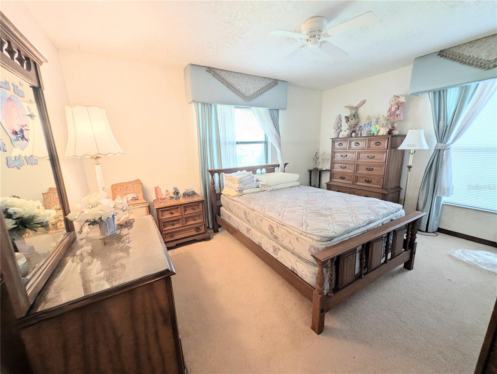 Image 13 of 26 For 2458 48th Street