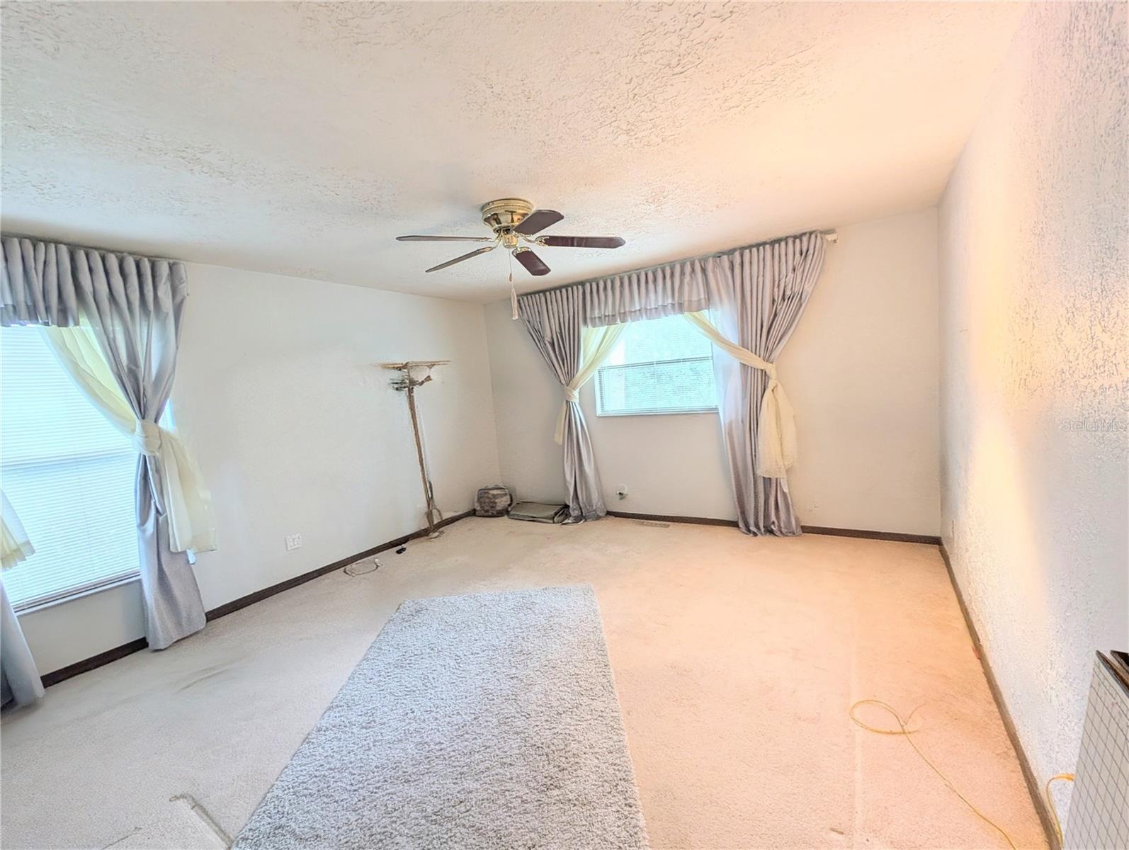 Image 16 of 26 For 2458 48th Street