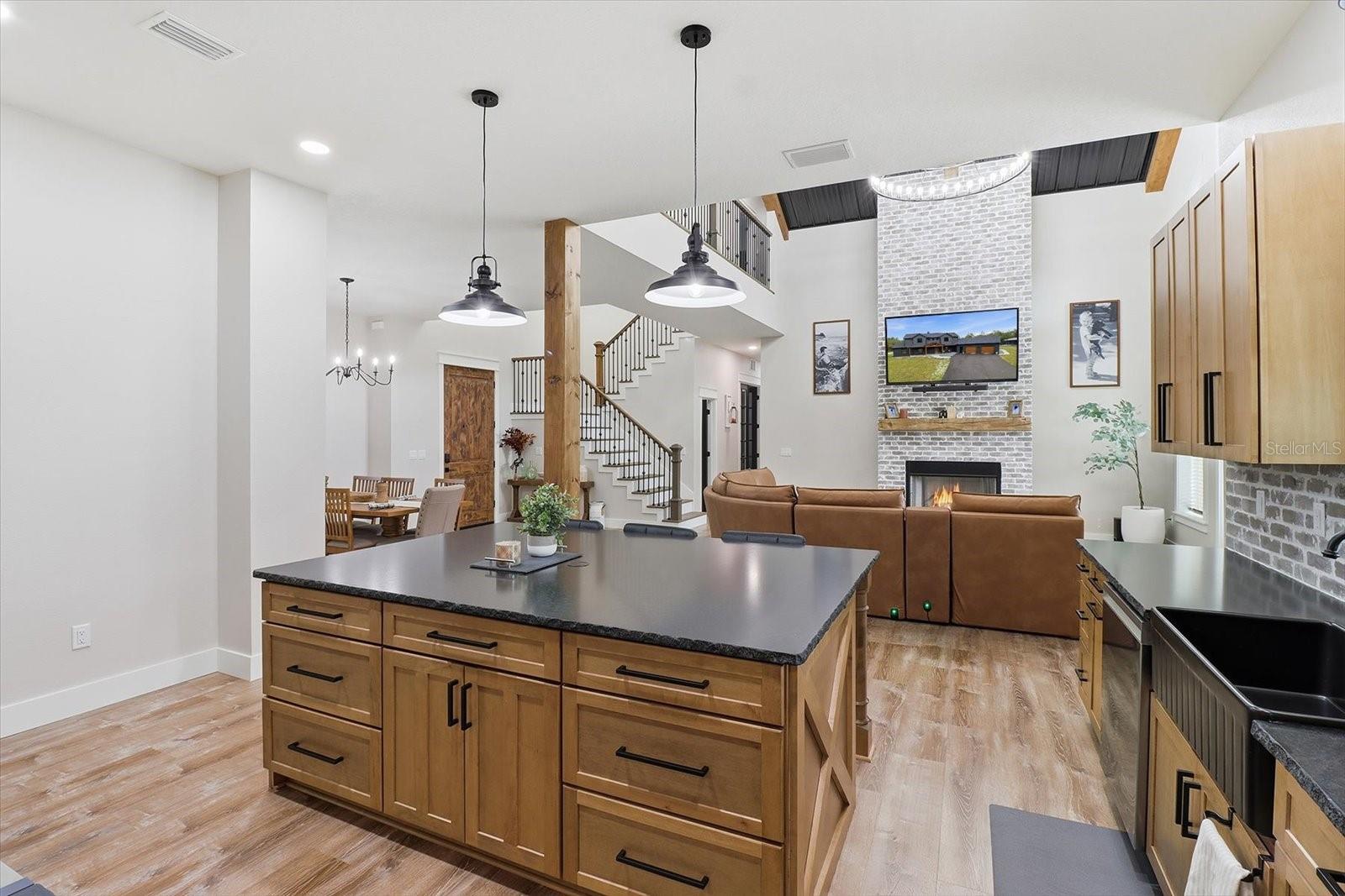 Image 23 of 87 For 330 Highway 40 E