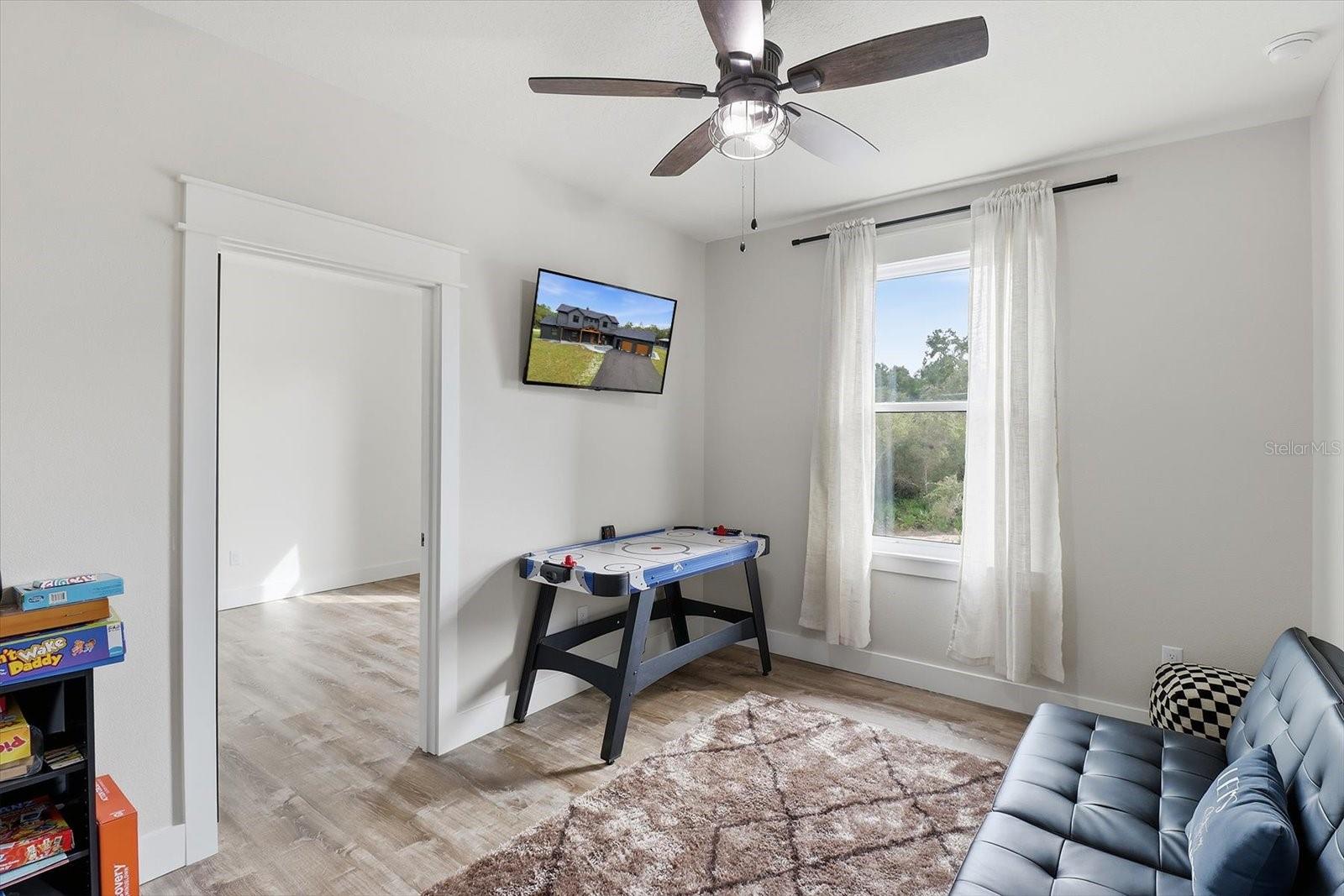 Image 56 of 87 For 330 Highway 40 E