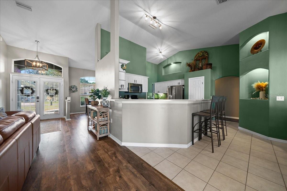 Image 11 of 52 For 10080 69th Terrace