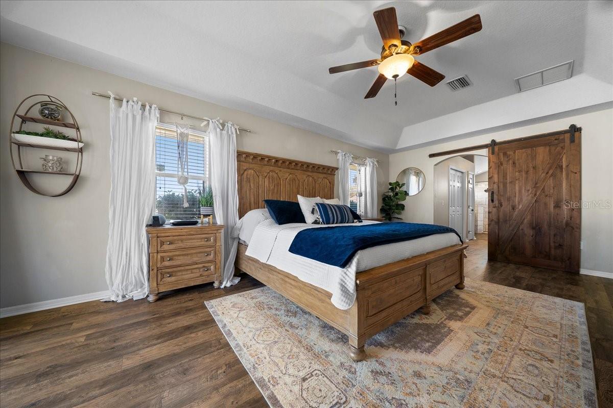 Image 22 of 52 For 10080 69th Terrace