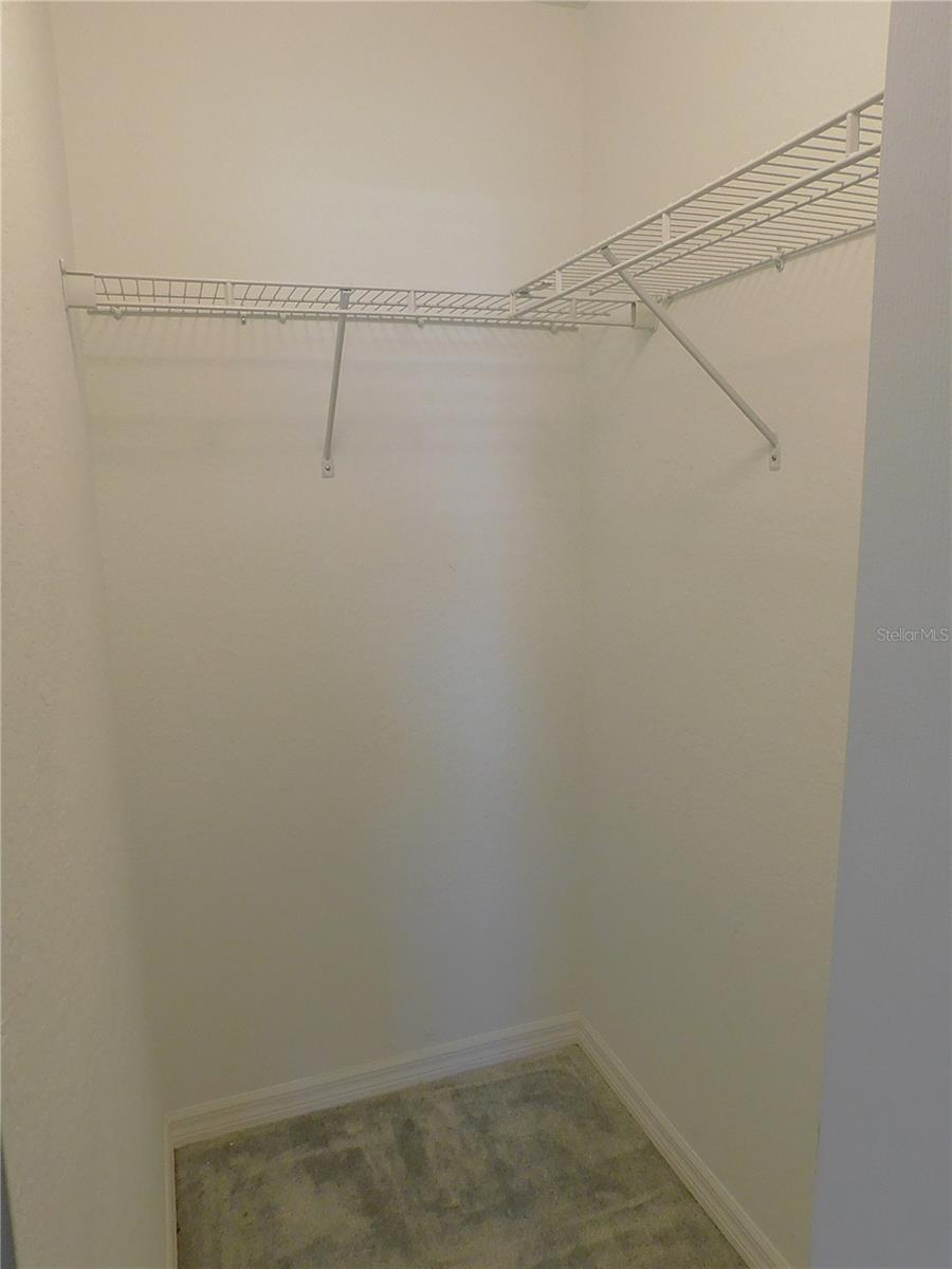 Image 39 of 77 For 10 Malauka Place Trail