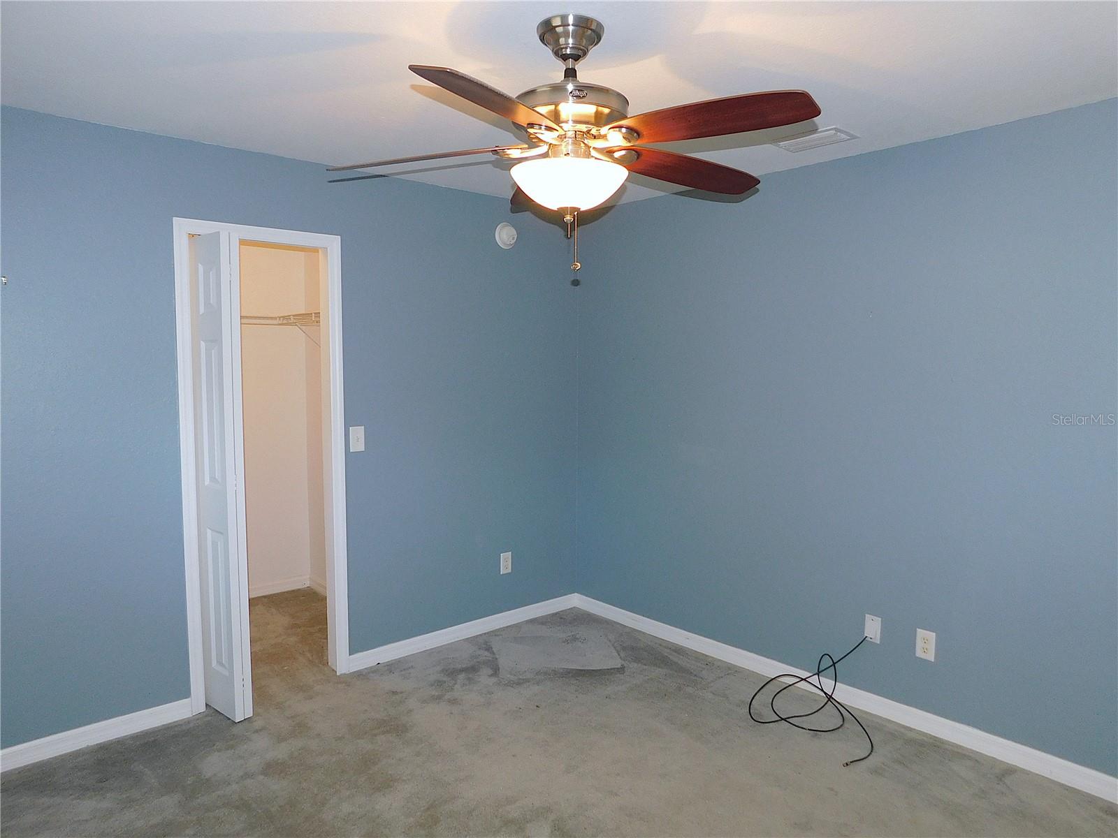 Image 41 of 77 For 10 Malauka Place Trail