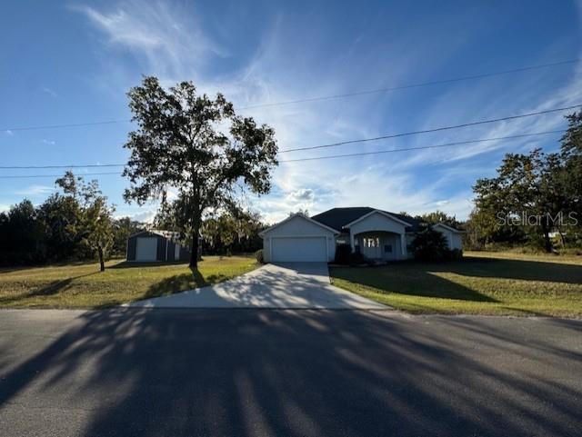 Image 7 of 77 For 10 Malauka Place Trail