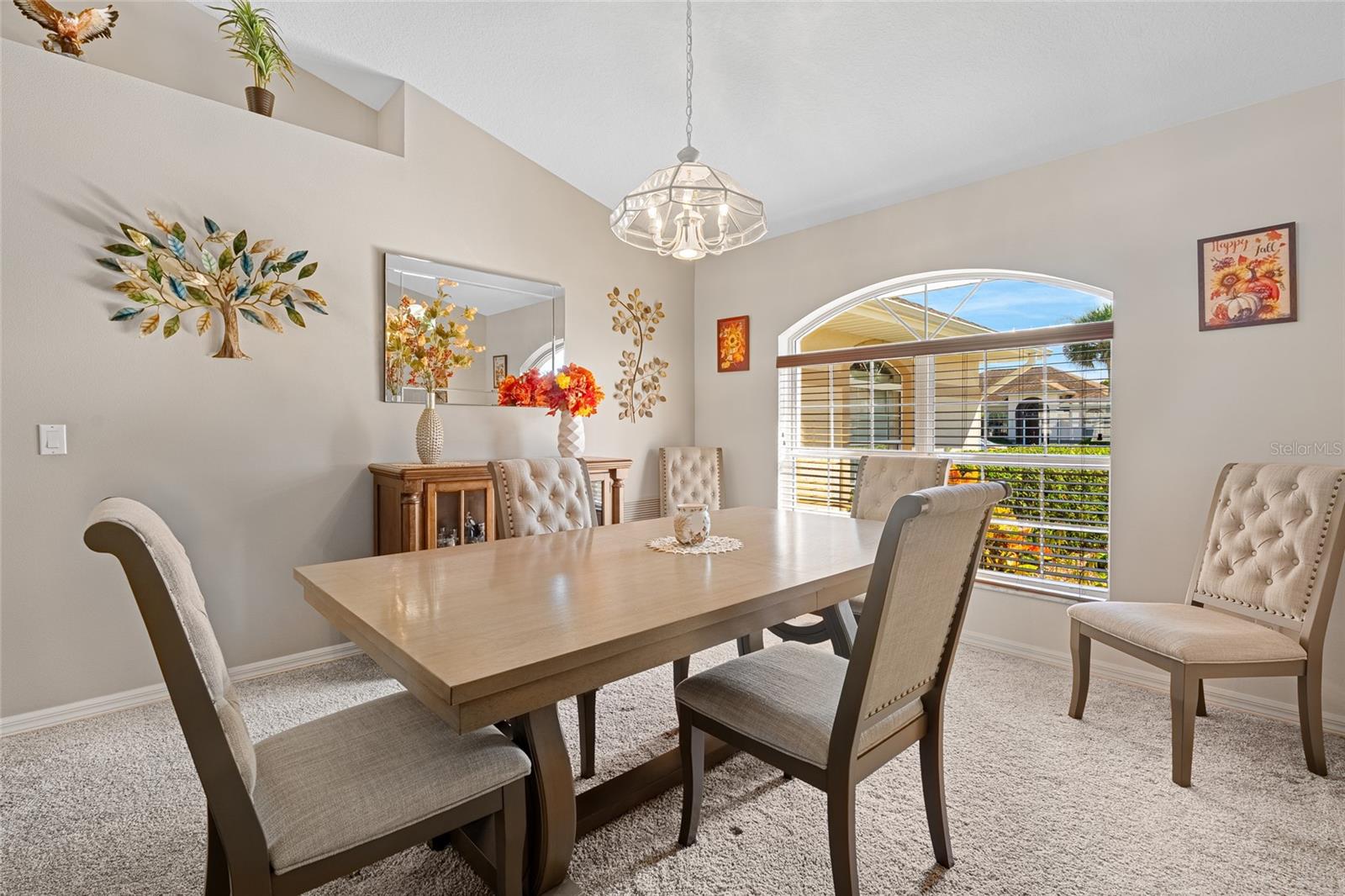 Listing photo id 17 for 3773 Lake Todd Drive