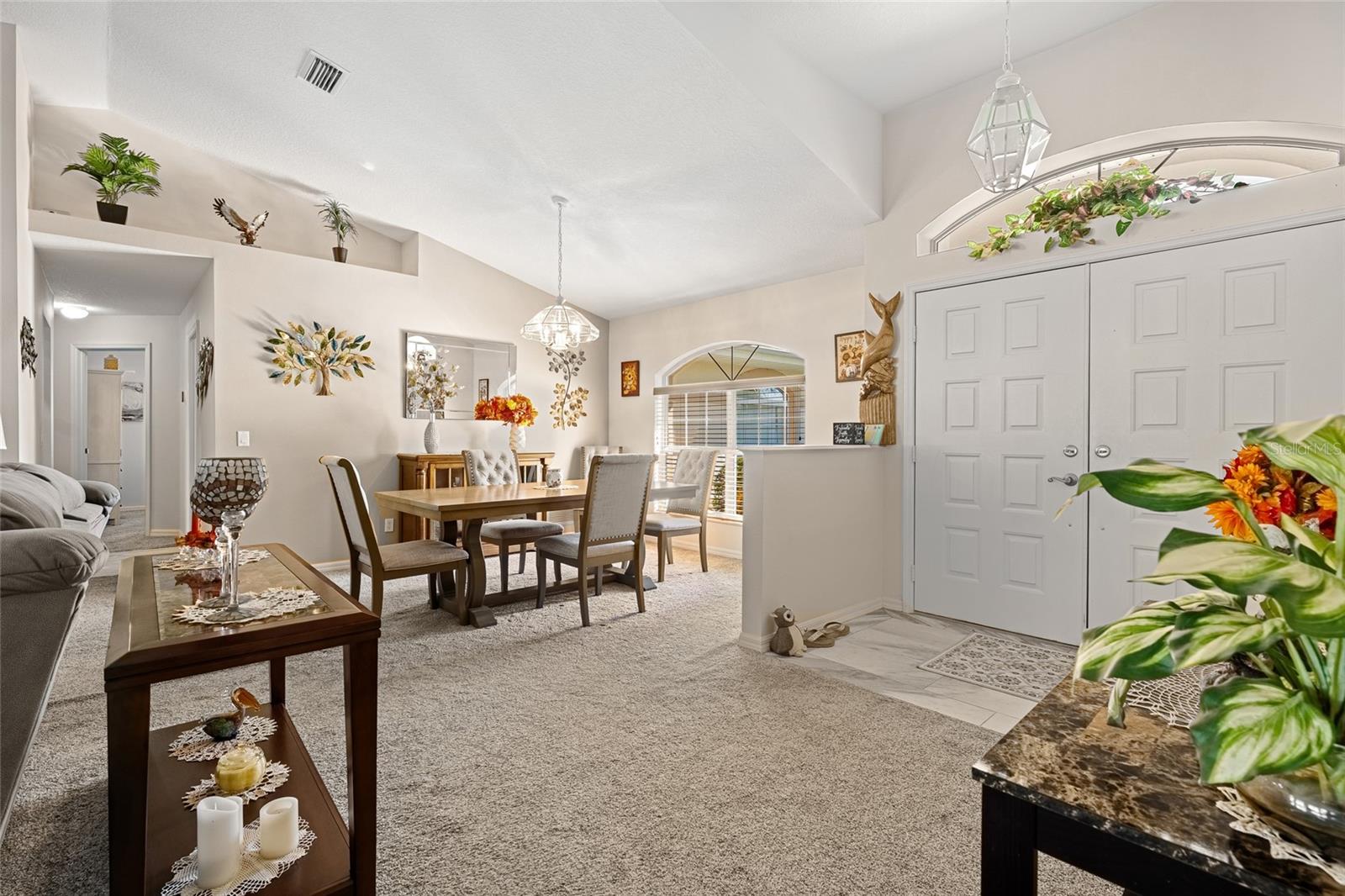 Listing photo id 19 for 3773 Lake Todd Drive