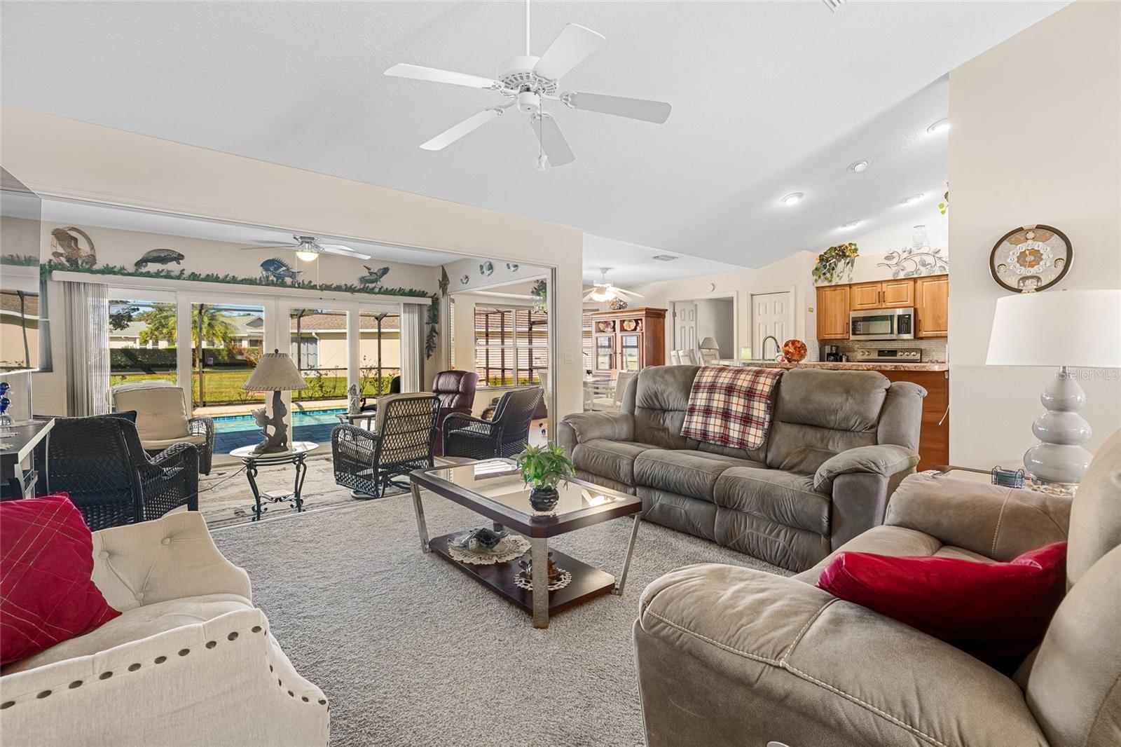 Listing photo id 37 for 3773 Lake Todd Drive